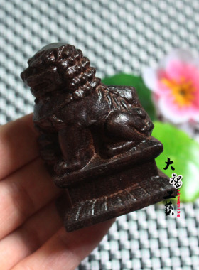 越南手把件木质工艺品