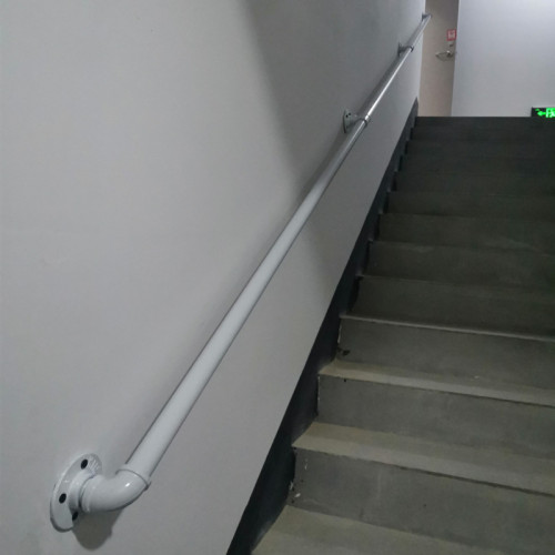 家用靠墙上铁艺水管简约现代楼梯扶手栏杆老人儿童室内外护栏扶手 - 图0