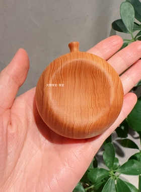 天然无漆无蜡崖柏木雕凹扁猫咪手把件潮玩手办可爱