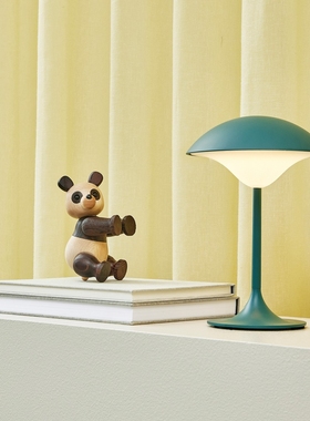 芬兰代Spring Copenhagen可爱熊猫四肢可动木质桌面摆件玄关装饰