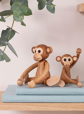 芬兰代购 Spring Copenhagen可爱小猴子手臂可动木质桌面摆件装饰