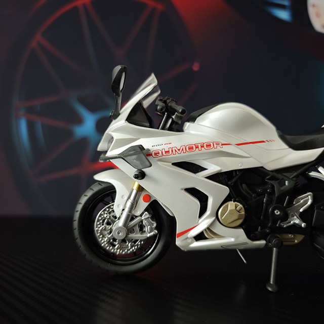 Qianjiangsai 600RS simulation alloy car model