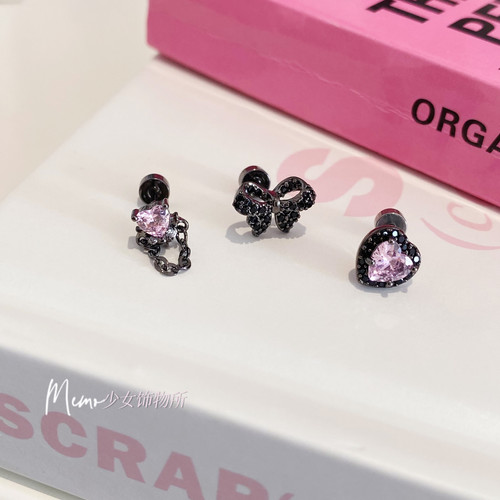 【记忆商店】黑粉甜心 黑色系列蝴蝶粉钻爱心链条耳蜗耳骨钉E071 - 图1