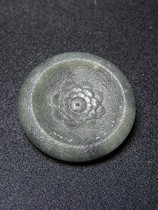 1211 Qing Dynasty and Tian Qing jade with green flower full of work and shallow relief lotus petal tattooed house round four shallow foot small jade incense stick