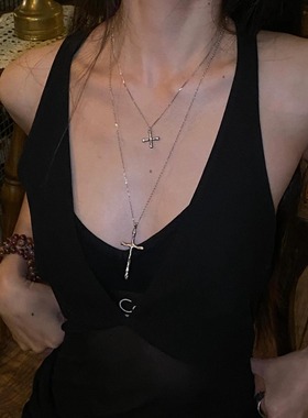 两件套叠戴十字架项链女小众设计感高级轻奢锁骨链