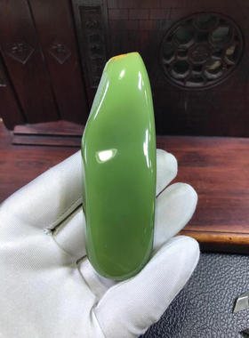 天然和田玉析木河磨玉原石手把吊坠东北籽料男女款手把件男士绿色