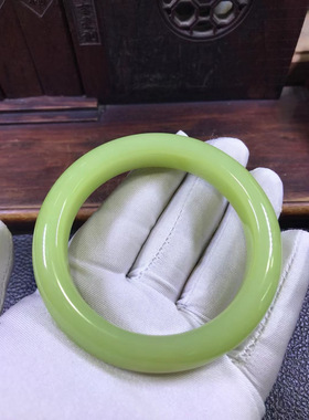 和田玉析木椴树林黄绿河磨玉60口手镯79克厂家直销定制定做纯天然