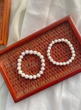 新疆哈密新中式蛋白石手串