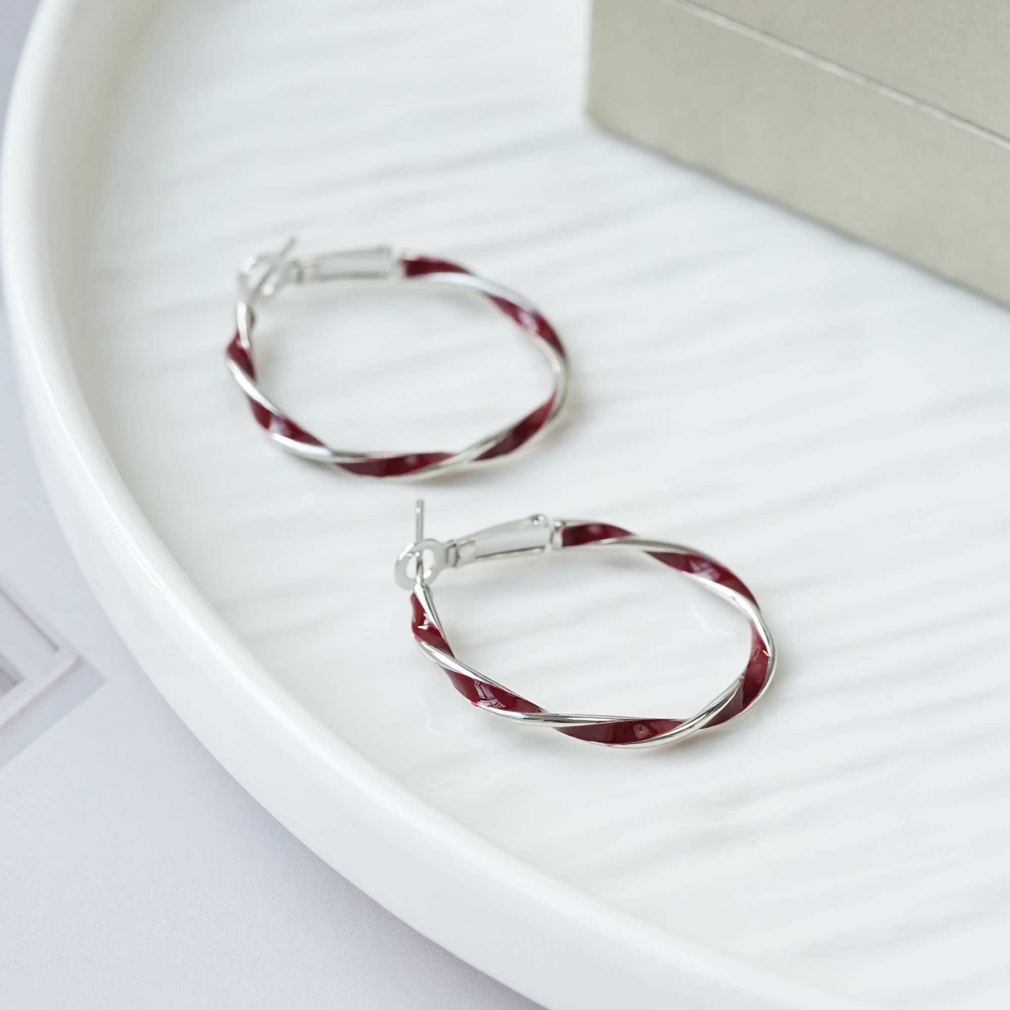 红色扭纹大圈圈新年耳环莫比乌斯欧美气质耳圈,淘宝优惠券,粉丝福利购,淘宝优惠卷