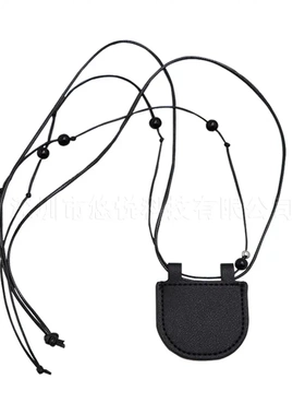 极简凹造型项链皮质挂饰挂脖月牙包项链潮流吊坠叠戴百搭链子