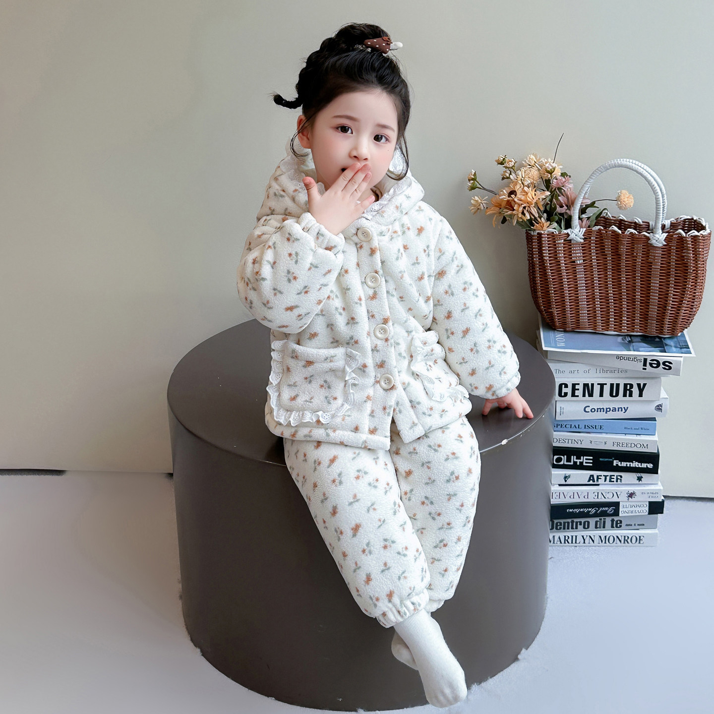 女童珊瑚绒睡衣冬季三层加厚碎花连帽家居服公主风女宝宝棉服套装,淘宝优惠券,粉丝福利购,淘宝优惠卷