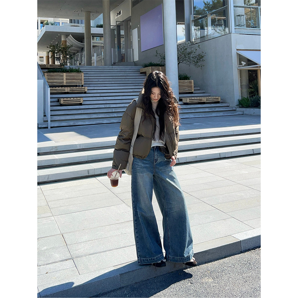 2025冬季新款浮雕花立领短款羽绒服90白鸭绒加厚面包服外套85580 - 图0