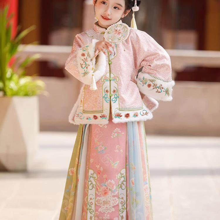 汉服女童拜年服冬新款儿童明制马面裙套装中国风唐装小女孩过年服,淘宝优惠券,粉丝福利购,淘宝优惠卷