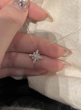 新款满钻雪花项链女甜美可爱锁骨链轻奢高级感小众设计情人节礼物