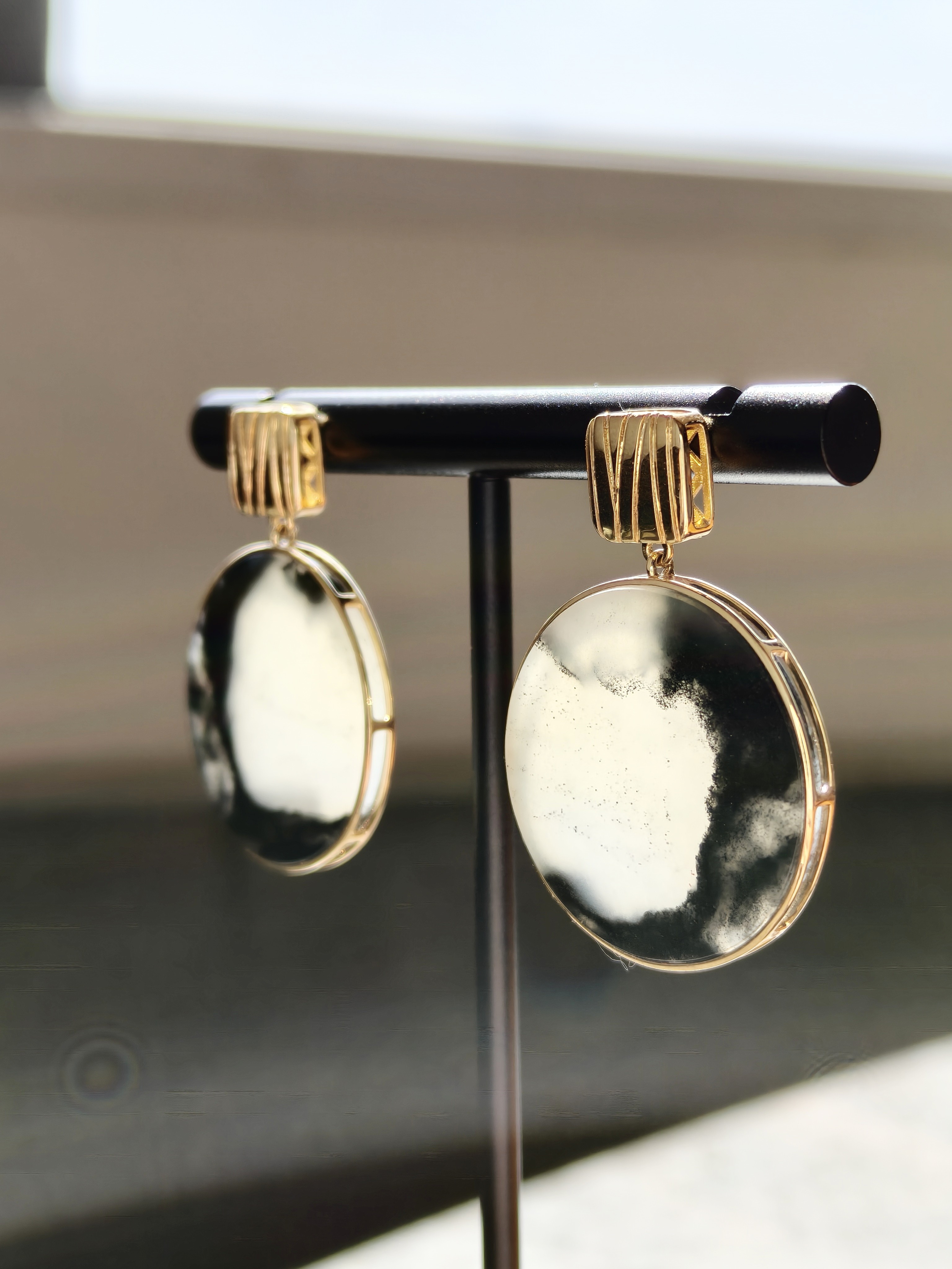 水墨琼影原创 | 和田玉青花籽料18K金耳环，方圆之间的东方雅韵,淘宝优惠券,粉丝福利购,淘宝优惠卷