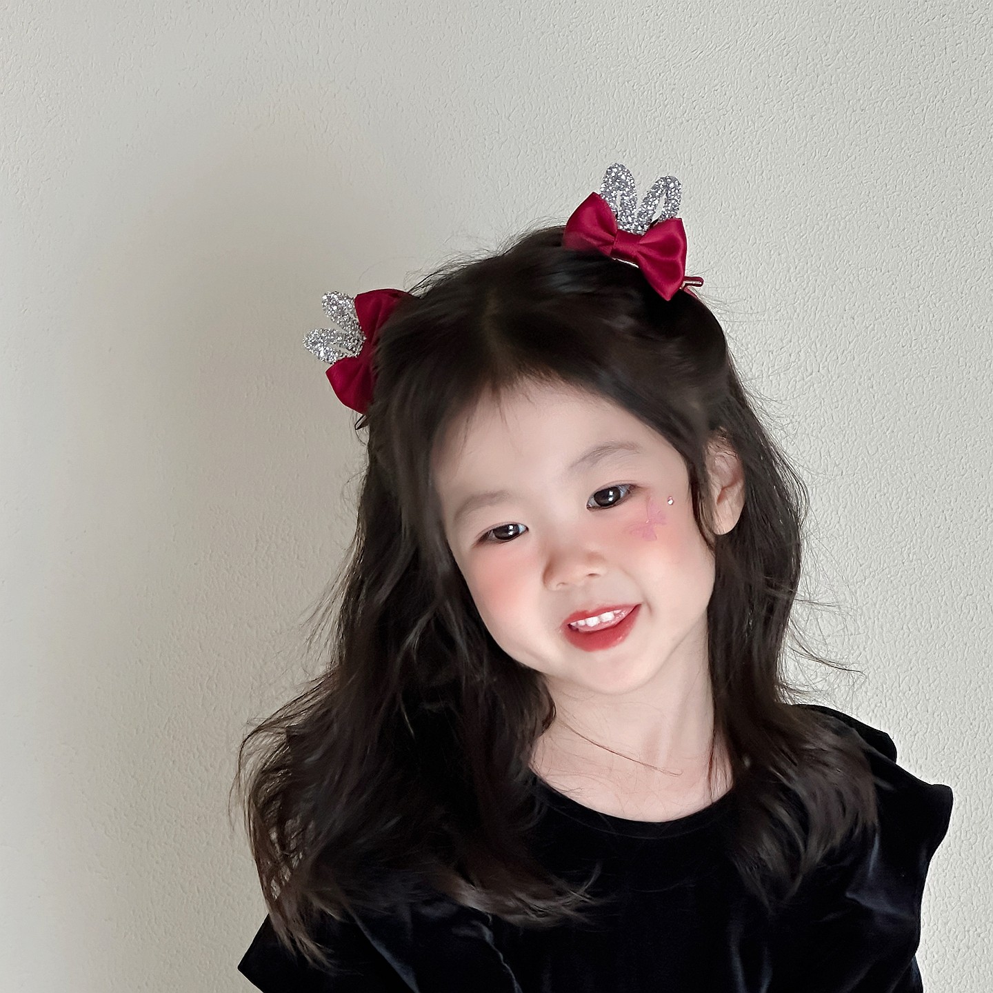 高级感红色闪亮女童可爱风发夹立体兔耳朵发卡宝宝蝴蝶结新年发饰,淘宝优惠券,粉丝福利购,淘宝优惠卷