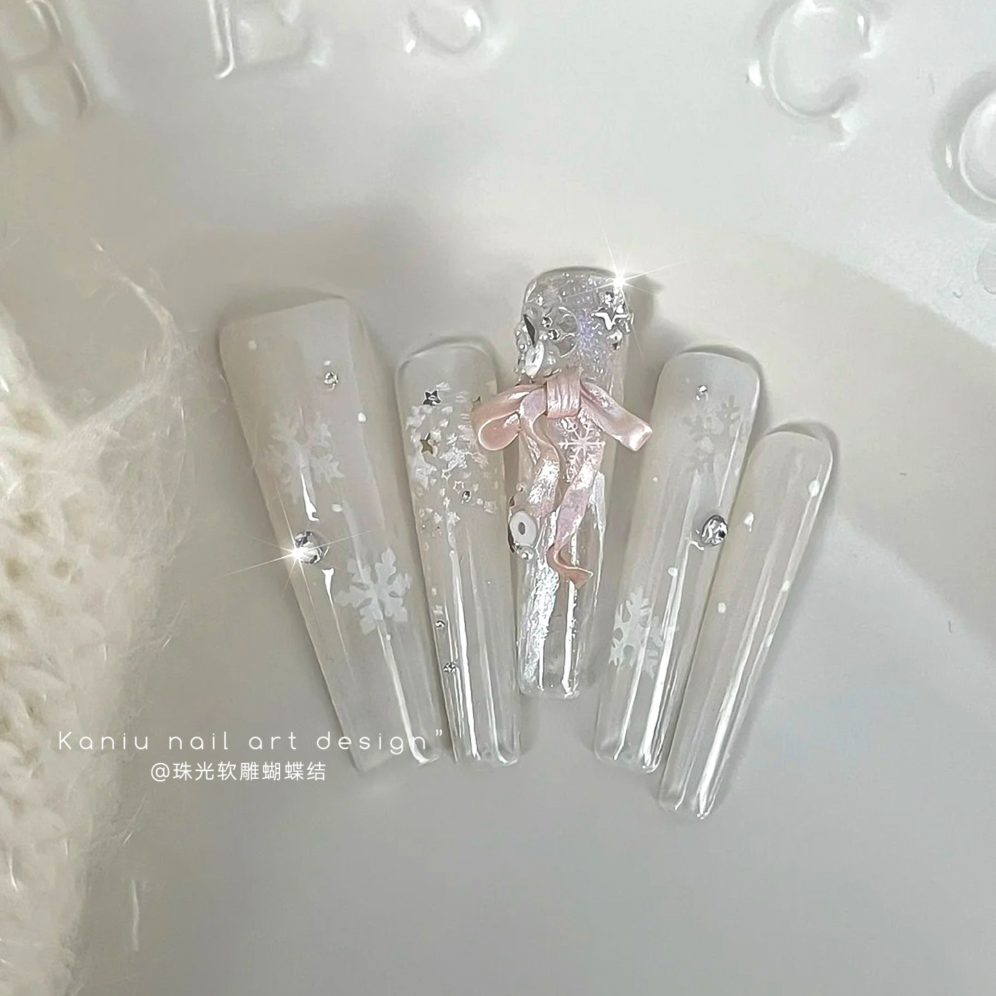 美甲缎光蝴蝶结饰品网红爆款软胶成品手雕长丝带珠光细闪指甲装饰,淘宝优惠券,粉丝福利购,淘宝优惠卷