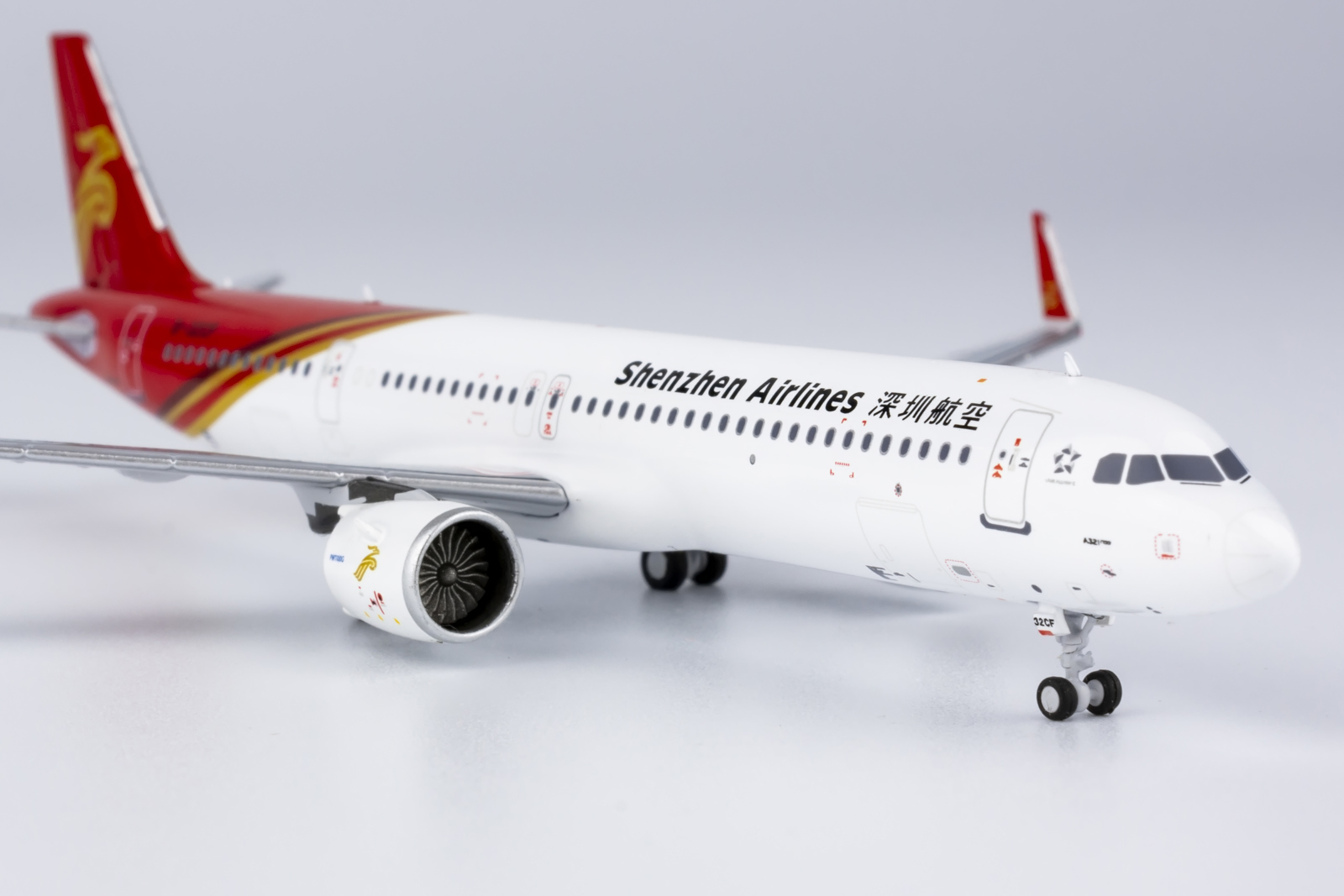 NG Model 13077 深圳航空 A321neo B-32CF 1:400 合金模型 - 图2