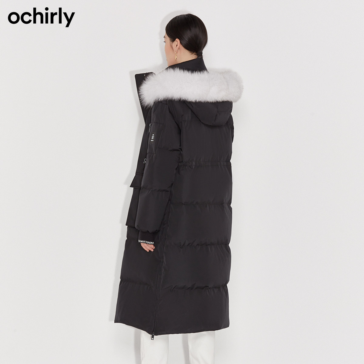 欧时力2021新款狐狸毛领长款羽绒服 ochirly羽绒服