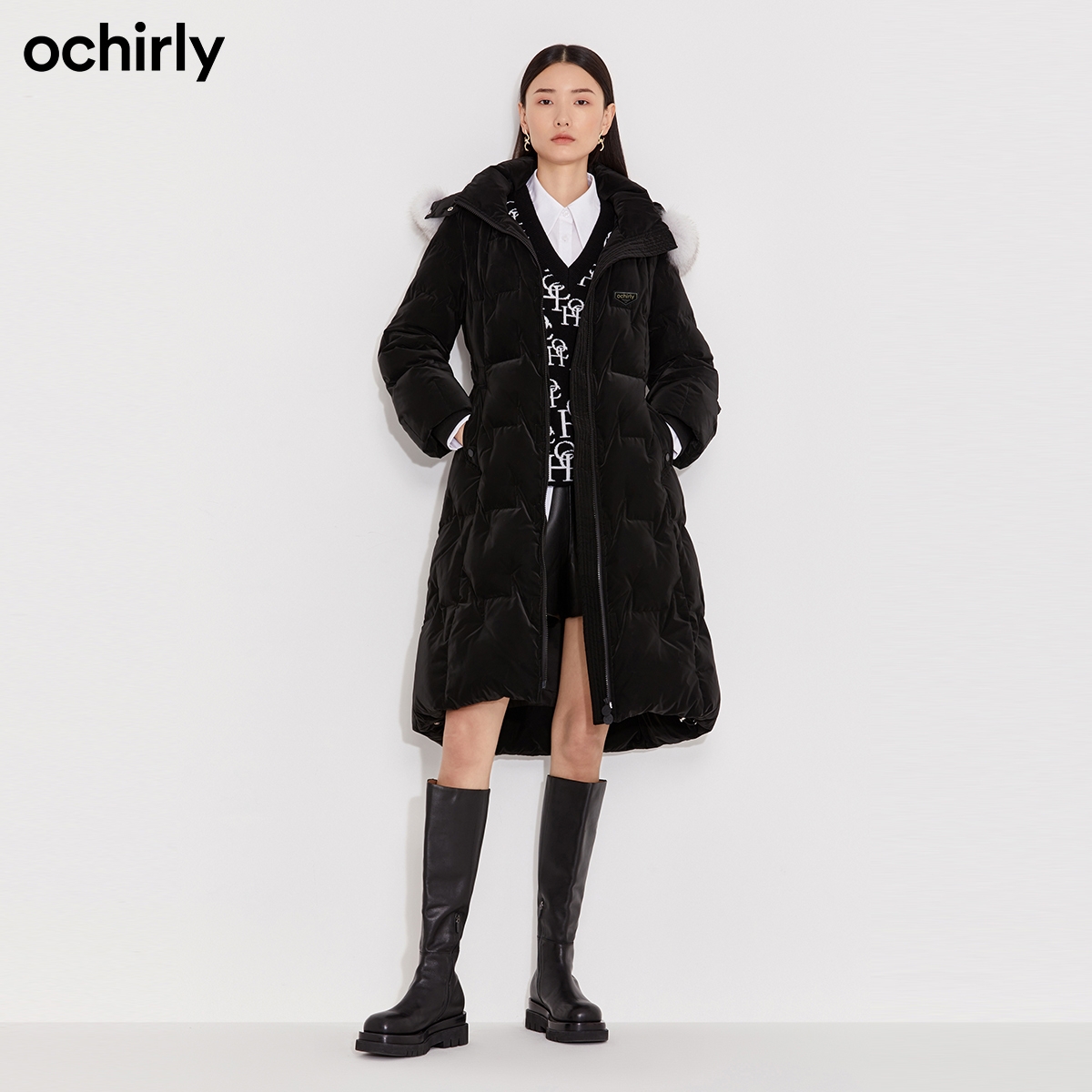 直降欧时力2021新款狐狸毛领羽绒服 ochirly羽绒服