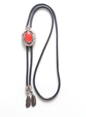 领带男生主持年会舞台黑色水滴