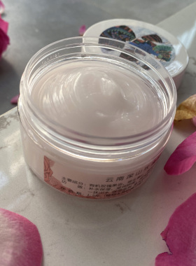 云南深山玫瑰花瓣面霜玫瑰膏泉水