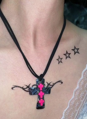 pinkbankbaby原创设计个性小众绒皮十字架吊坠项链颈链辣妹饰品