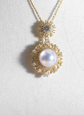 时尚精致锆石镶嵌吊坠S925纯银