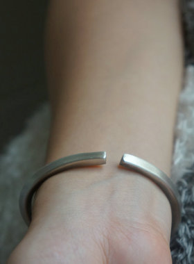 光面复古简洁风足银手镯送女友