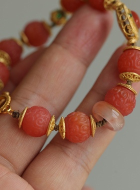 古风款天然南红精雕回纹珠手链搭配纯银鎏金镶嵌南红配饰冰飘南红