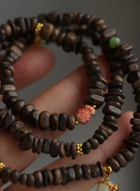 天然沉香随形隔片多圈手链项链两用款搭配纯银鎏金珐琅彩小鱼松石