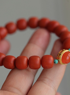 高端定制天然南红老形珠手链满满的质感配纯银鎏金镶嵌南红手牌63