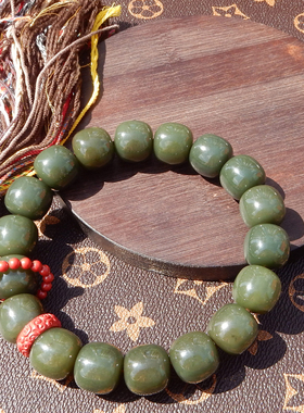 新疆沙枣青籽料双色18mm老型手串