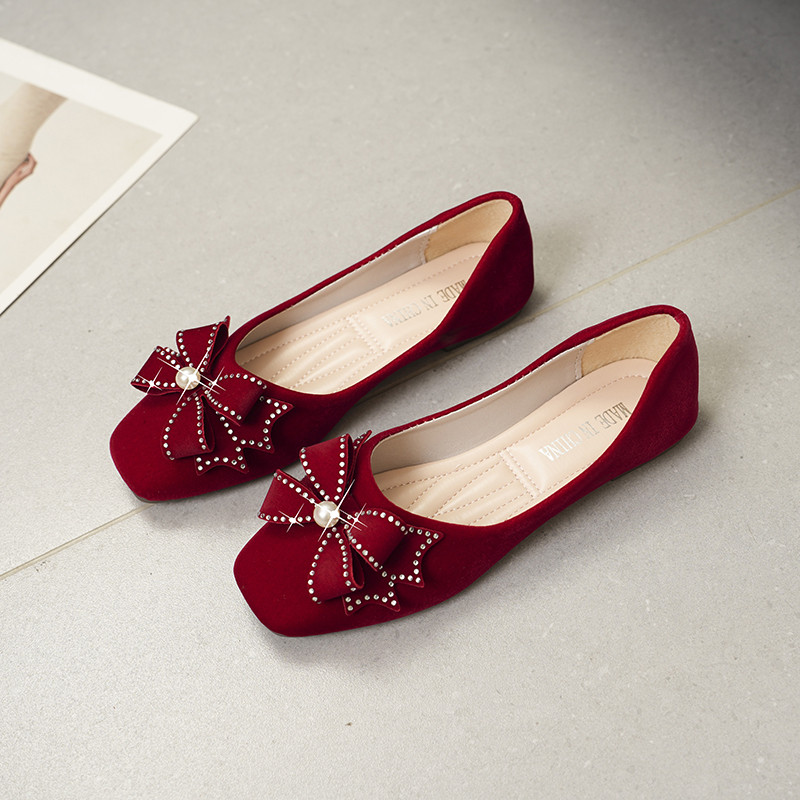 大码单鞋女41到43平底红色喜庆婚鞋软底一脚蹬豆豆鞋浅口水钻瓢鞋,淘宝优惠券,粉丝福利购,淘宝优惠卷