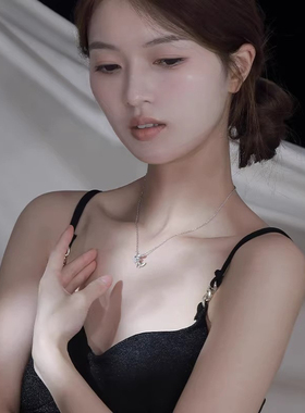 月震S925纯银项链女轻奢小众2025新款月亮吊坠百搭ins网红项饰品