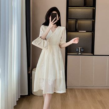 ONLL ແບບຈີນໃຫມ່ປັບປຸງ cheongsam embroidered dress super fairy ແອວ puff sleeve embroidered ສິ້ນກາງຍາວ