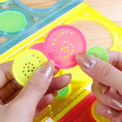 小学生用尺子直尺手抄报模板尺套装画圈百变万花尺儿童多功能绘画,淘宝优惠券,粉丝福利购,淘宝优惠卷