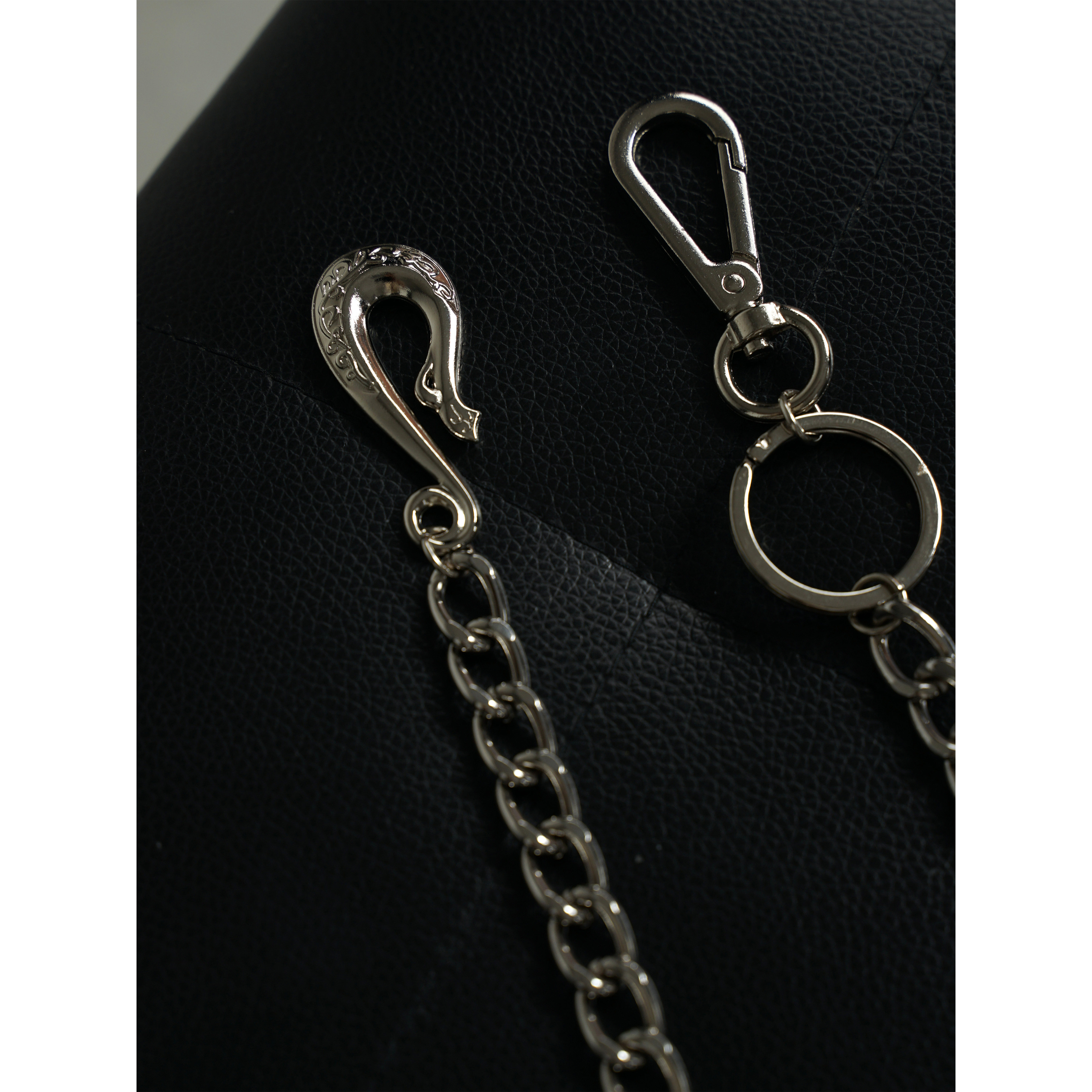 PURE2 WESTERN CARVED TROUSER CHAIN 西部复古雕花钛钢裤链