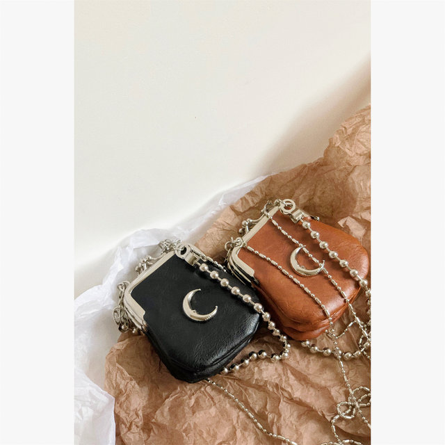 Women's bag popular niche design style crescent headphone bag