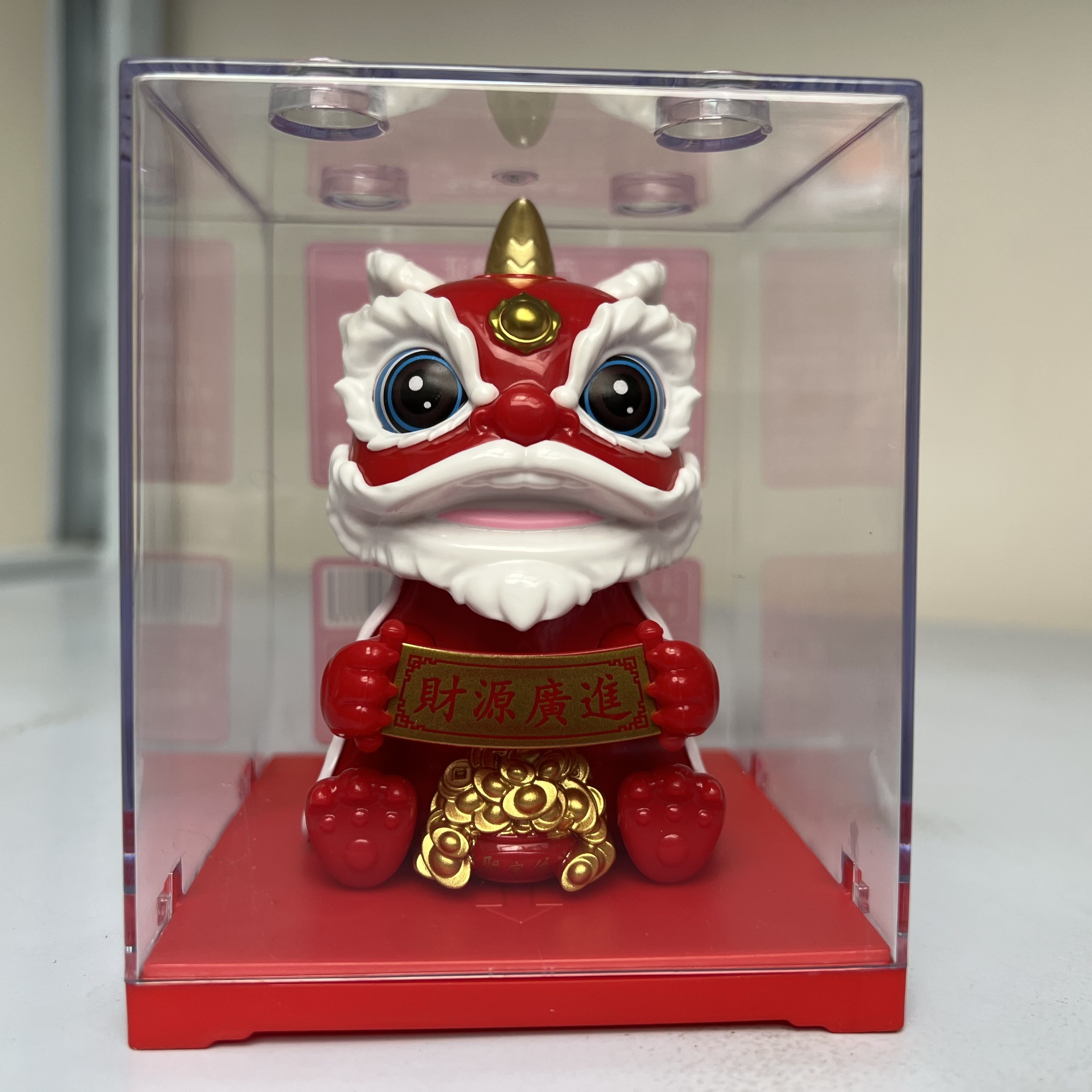 酷炫太阳能点头醒狮摆件车载摇头招财猫喜庆办公室桌面装饰品礼物,淘宝优惠券,粉丝福利购,淘宝优惠卷