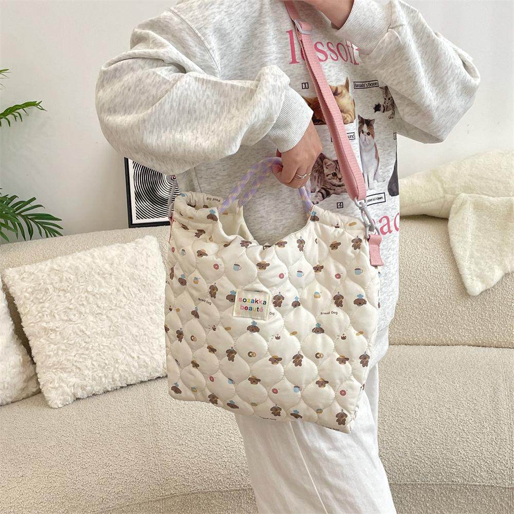 佑木包袋秋冬绗缝夹棉韩国卡通图案手拎包手提单肩斜挎按扣布袋女,淘宝优惠券,粉丝福利购,淘宝优惠卷