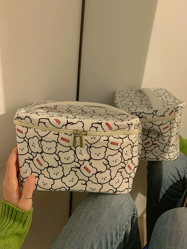 Милая косметичка, портативная вместительная и большая брендовая сумка через плечо, высококачественный ящик для хранения для ухода за кожей, с медвежатами, изысканный стиль