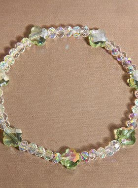 网红小清新白色水晶手链女夏轻奢小众精致百搭绿色四叶草水晶手串