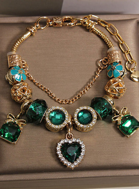 潘家风格绿色水晶爱心手链小众高级感祖母绿吊坠轻奢精致百搭手镯