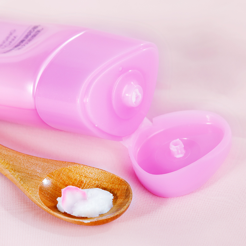  珀莱雅夺慕洁面