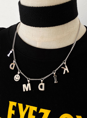 王一博同款26个字母可笑脸项链