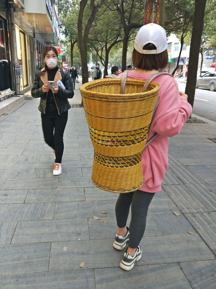 贵州纯手工竹编背篓背篼精品背筐缕空花背娄凉背娄小孩背娄_虎窝淘