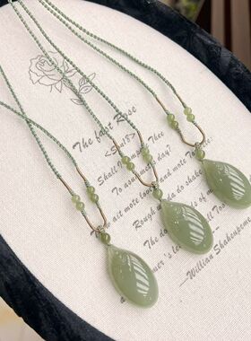 玉阅珠宝和田玉绿色复古项坠