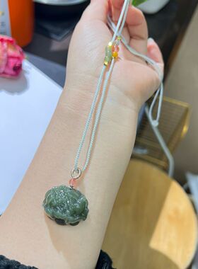 天然和田玉牡丹花吊坠