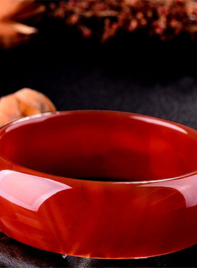 巴西A级红玛瑙加宽加厚玉手镯